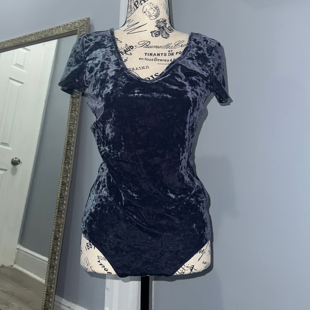 American Eagle Suede-like Holiday Deep Blue Bodysuit M